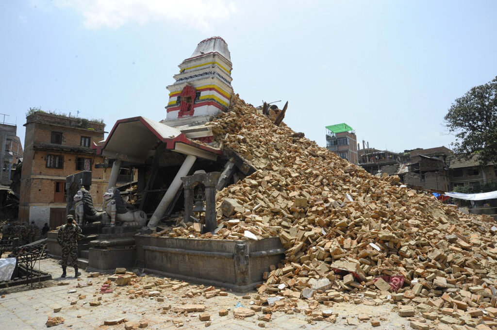 Nepal supera terremoto