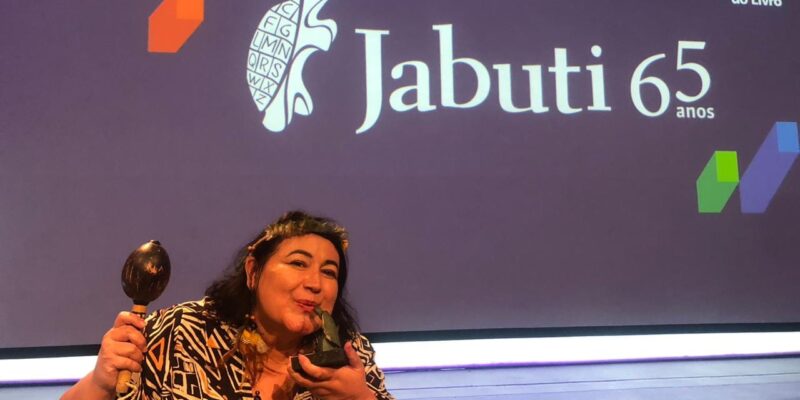 Vanessa Ratton ganha Prêmio Jabuti